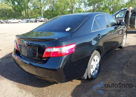 2009 Toyota Camry Le z USA, uszkodzony, nr VIN 4T4BE46KX9R102360